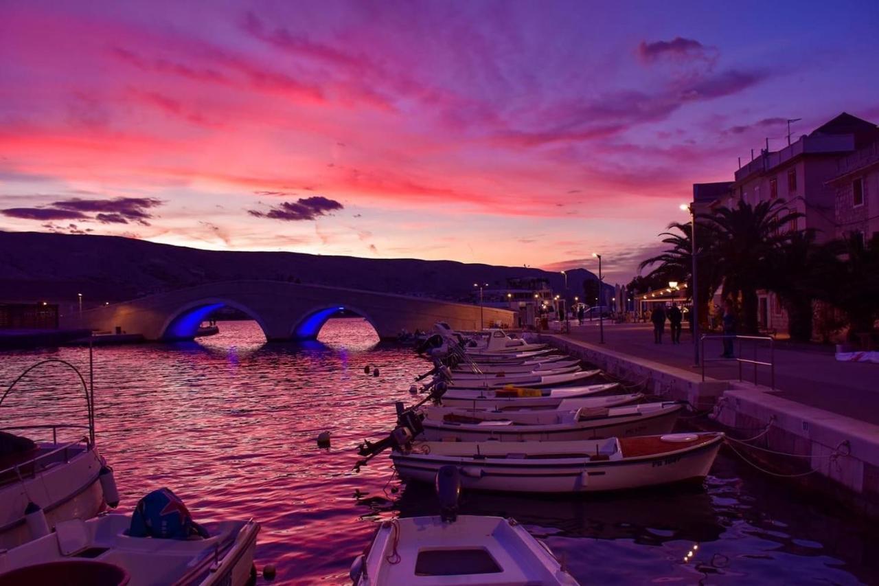 4Rest Vila Pag Town Kültér fotó