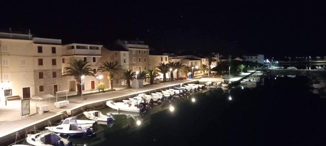 4Rest Vila Pag Town Kültér fotó